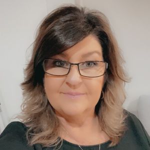 Meet your Posher, Melanie